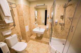 Отель Reikartz Medievale Lviv Львов Стандартный двухместный номер с 2 отдельными кроватями-1