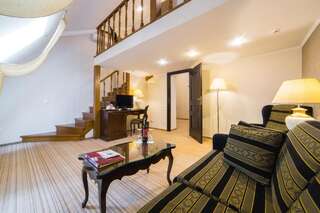 Отель Reikartz Medievale Lviv Львов Люкс-4