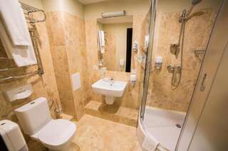 Отель Reikartz Medievale Lviv Львов Стандартный двухместный номер с 2 отдельными кроватями-5