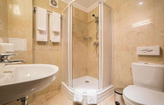 Отель Reikartz Medievale Lviv Львов-25